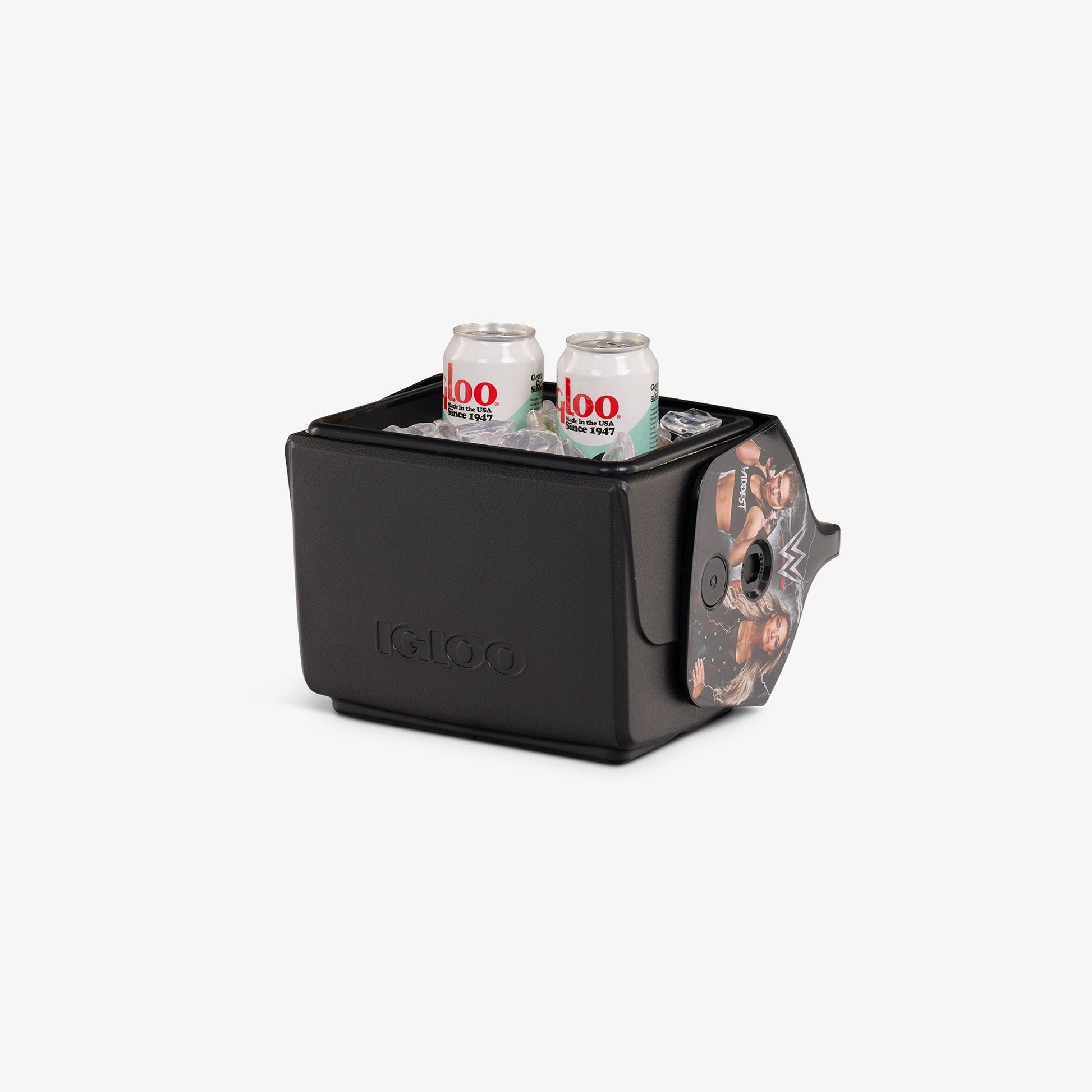 wwe-superstars-and-legends-little-playmate-7-qt-cooler-c5 00027752-P1.jpg
