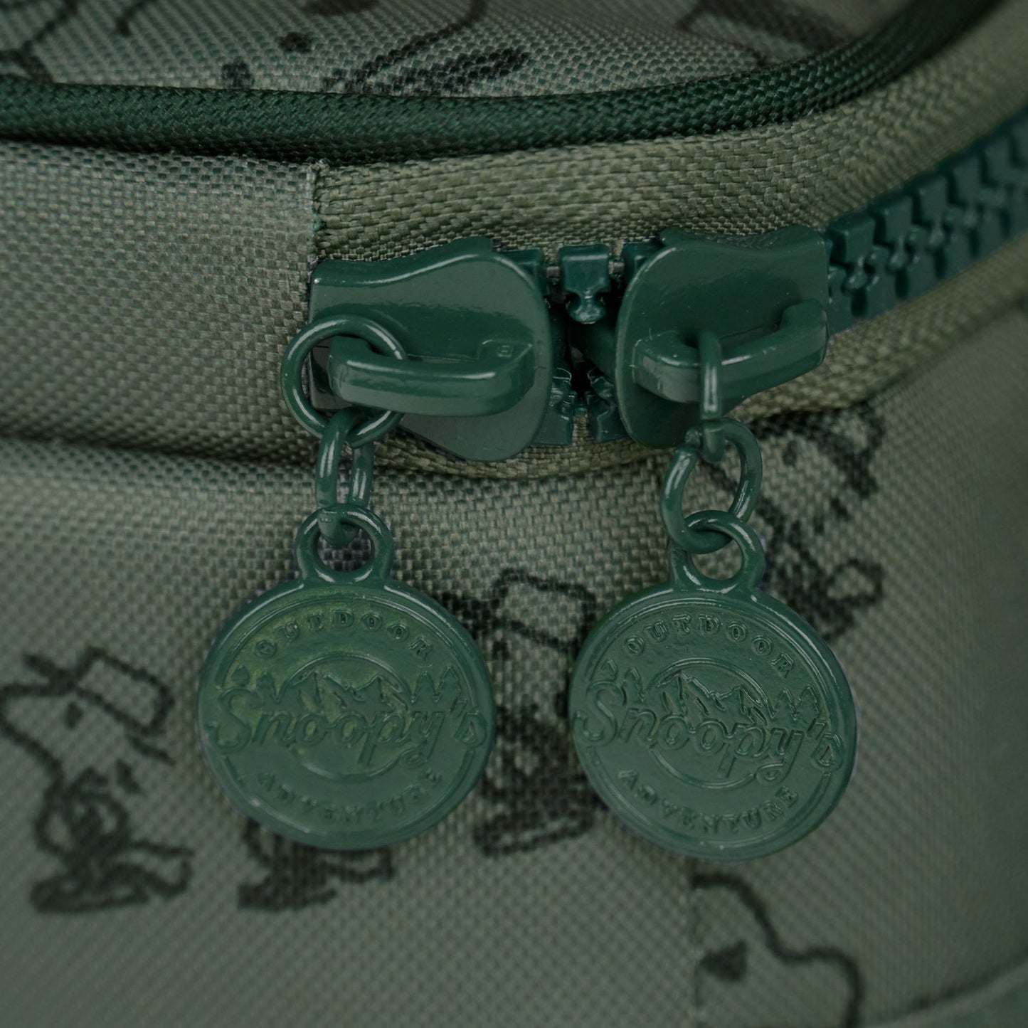 peanuts-beagle-scouts-square-lunch-cooler-bag-r9 00027846-Z.jpg