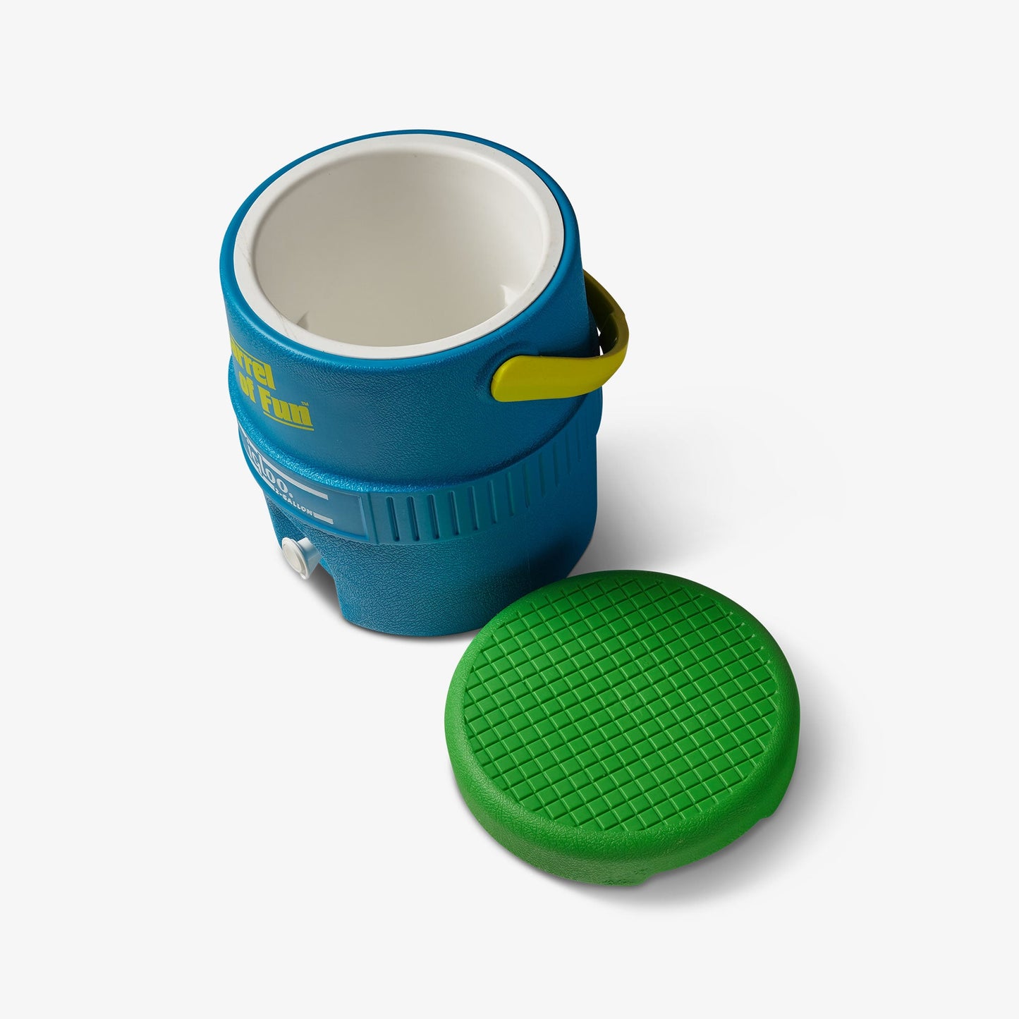 retro-barrel-of-fun-2-gallon-jug-k0 00031412-O2.jpg