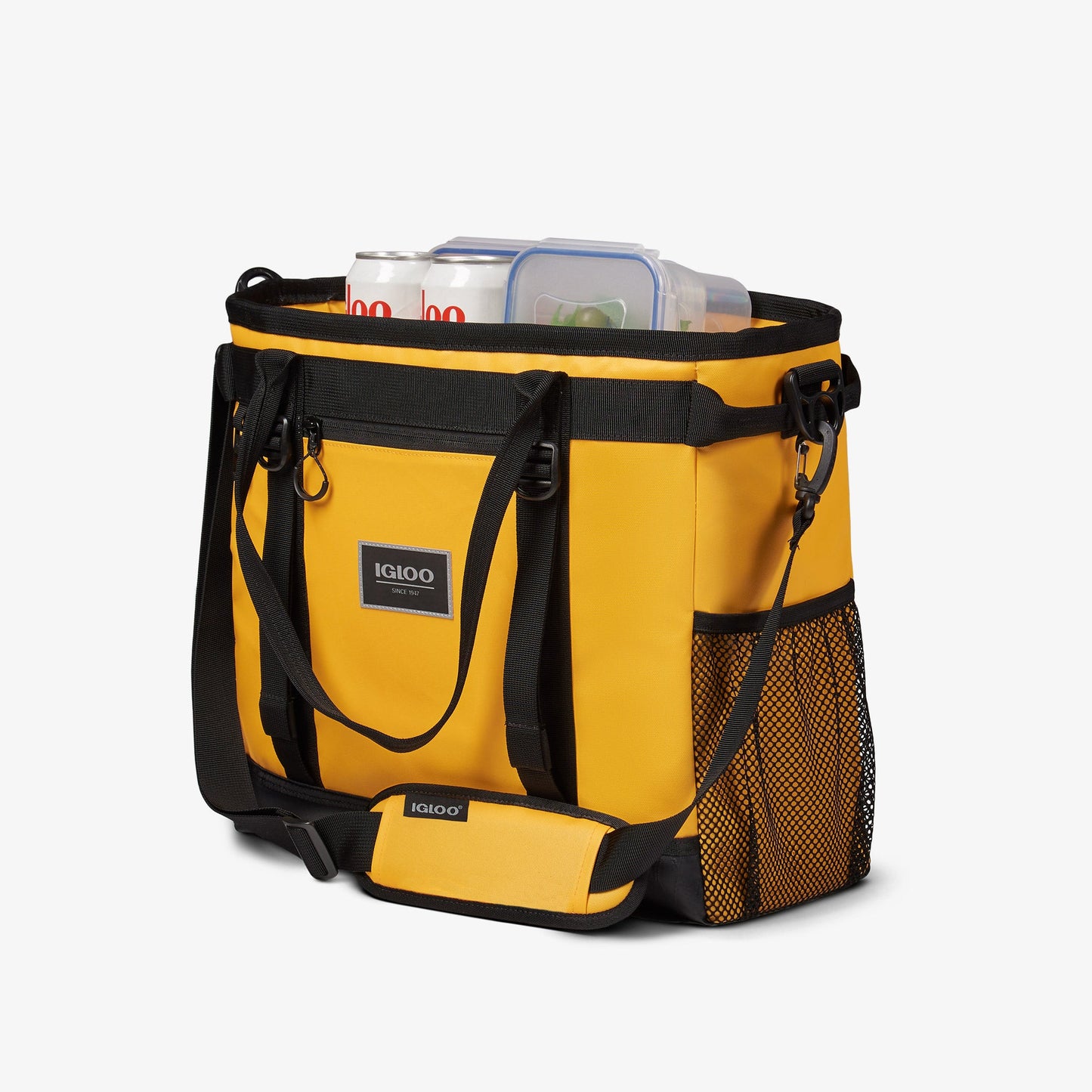 pursuit-30-can-tote-q8 00065993_3.jpg