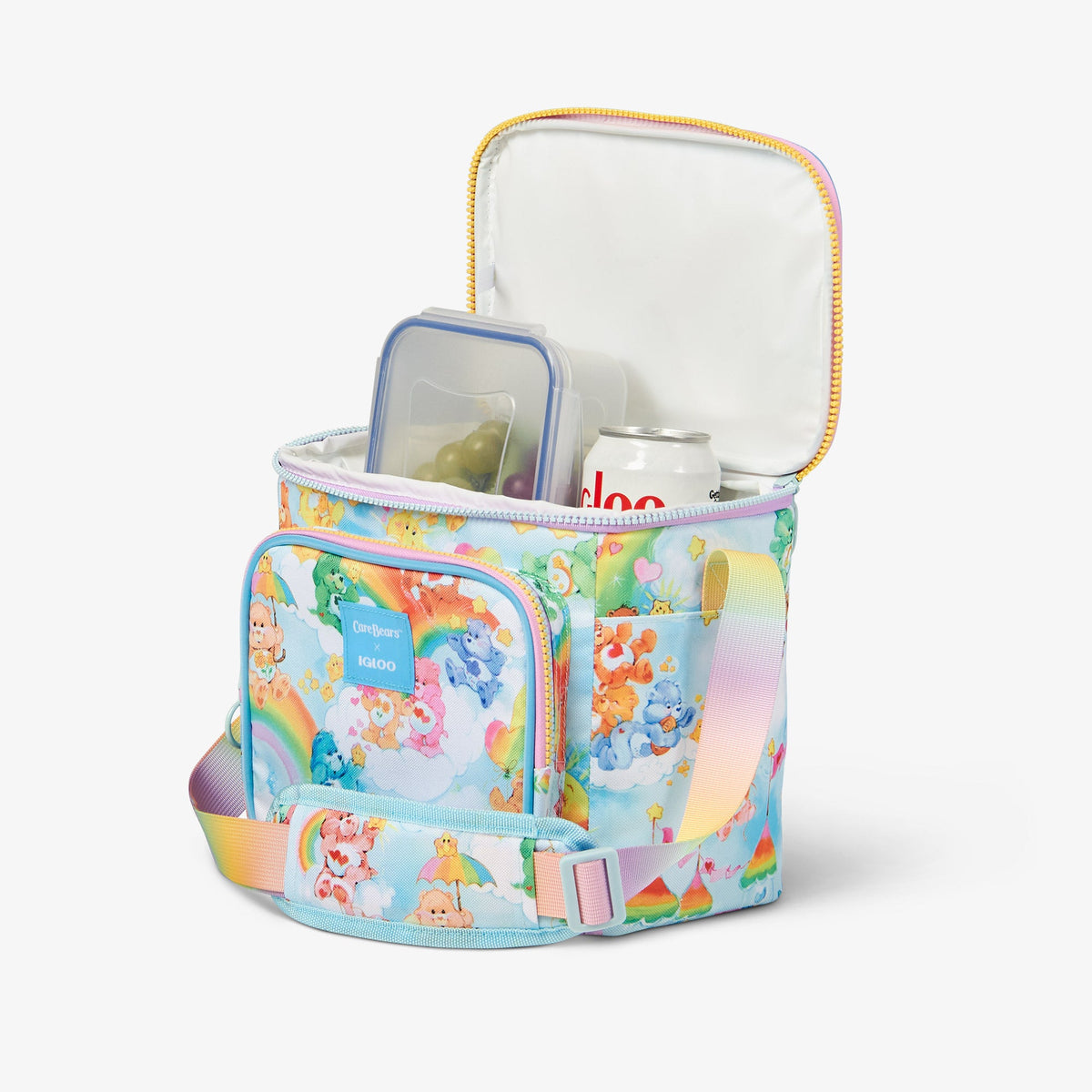 the-care-bearstm-clouds-square-lunch-bag-x4 00066102_3.jpg