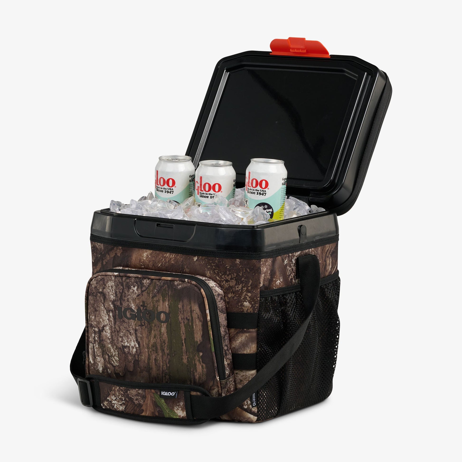realtree-apx-cool-fusion-26-can-cooler-bag-o5 00066779-P1_4374fabe-de21-46e3-8dcd-d81b4ba4e43d.jpg